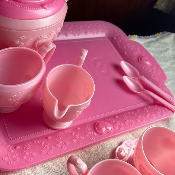 Barbie Lot of vintage pink tea set with tray incomplete - Picture 5 of 5